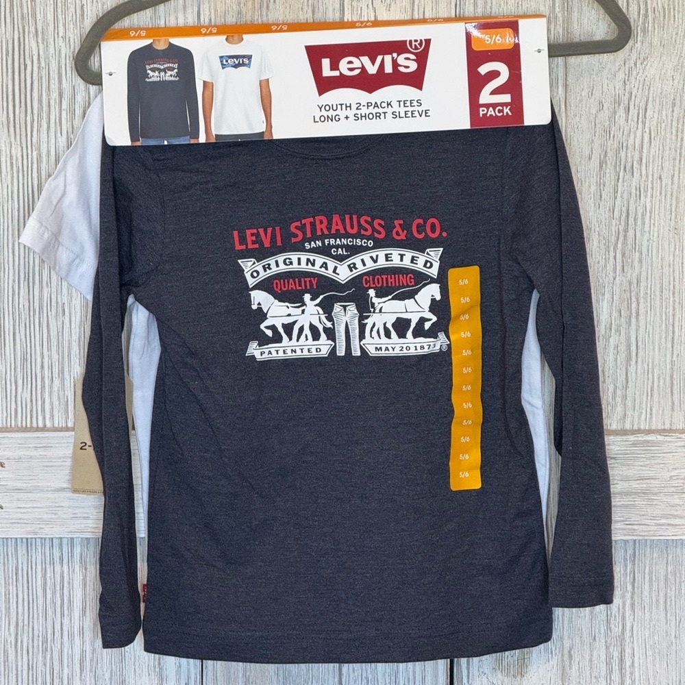 Levi's White and Blue Youth Long Sleeve Tee sz 5/6 NWT
